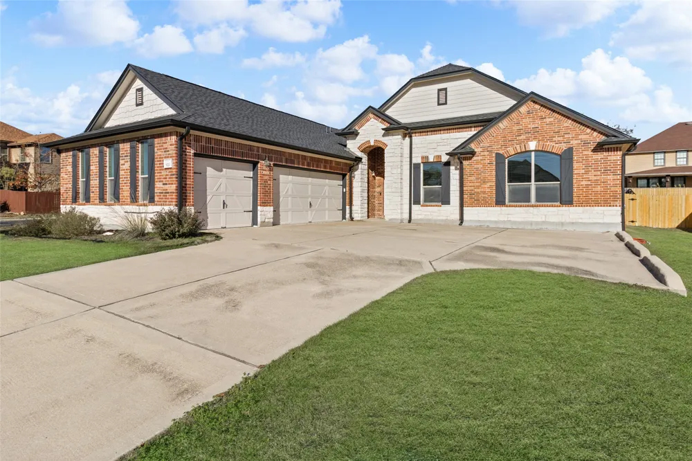 920 Autumn Sage Way Pflugerville, TX 78660