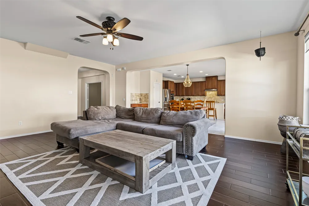920 Autumn Sage Way Pflugerville, TX 78660