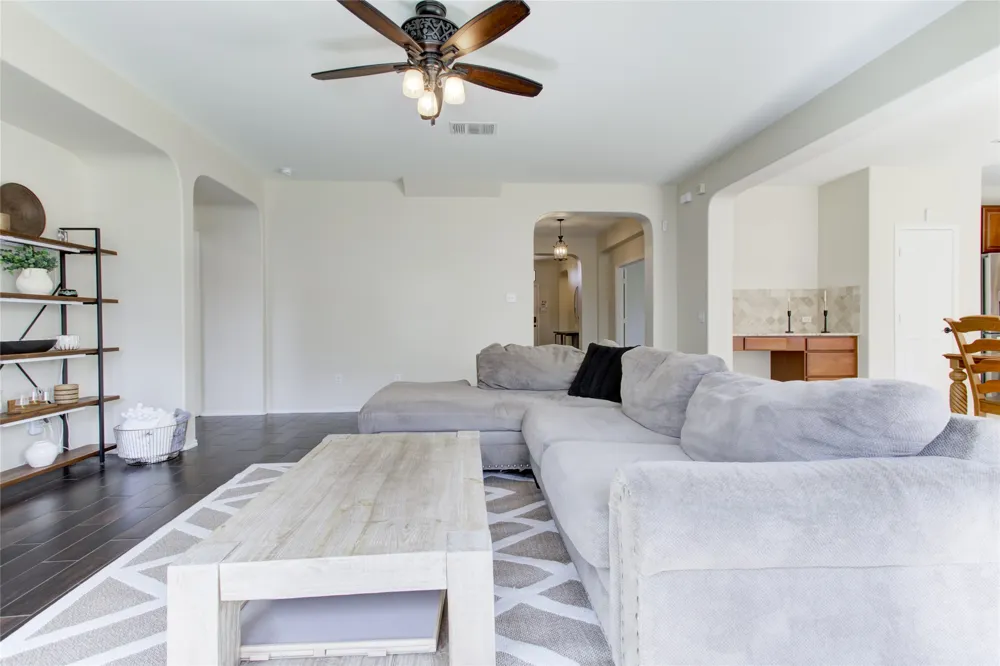 920 Autumn Sage Way Pflugerville, TX 78660