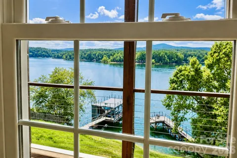 501 Lake Club Drive