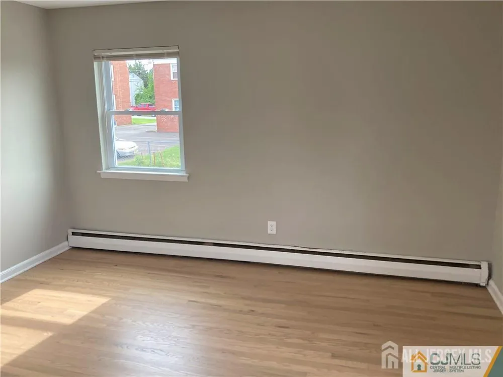 250 Penn Avenue #4B Edison, NJ 08817