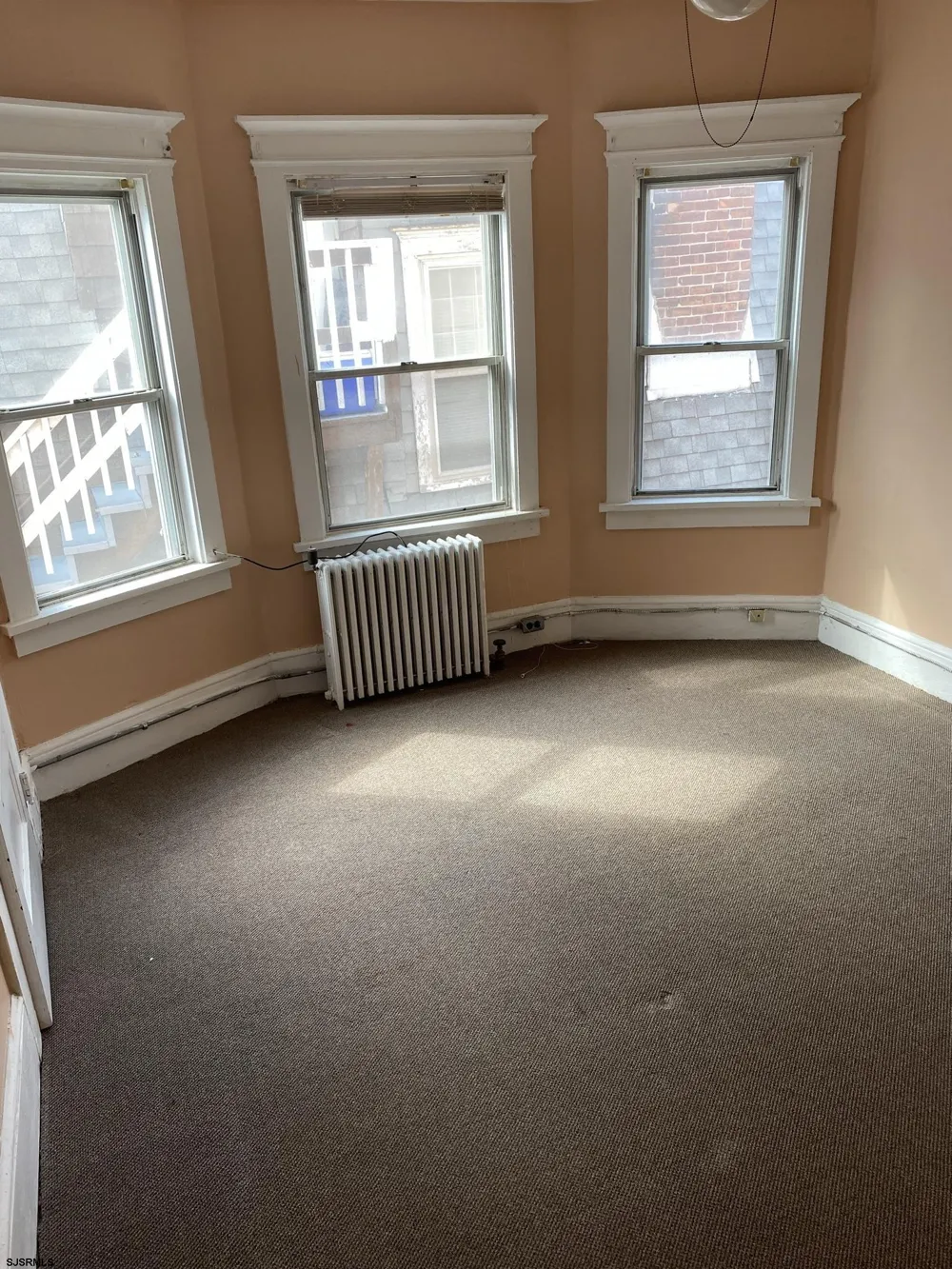 5 N Bartram Ave Lower Chelsea, NJ 08401