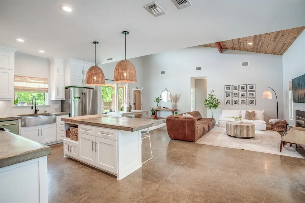 104 Windsong Court Weatherford, TX 76087
