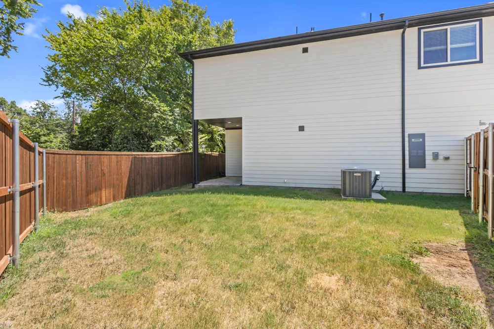 4539 Hogans Alley Drive Arlington, TX 76001