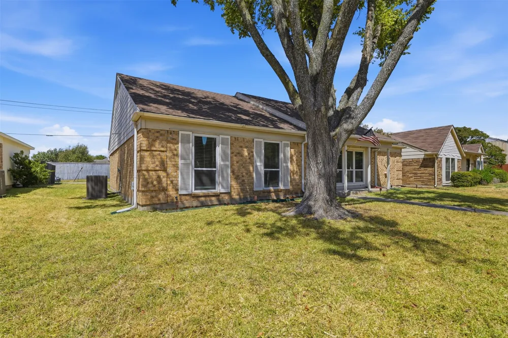 2209 Salerno Drive Mesquite, TX 75150