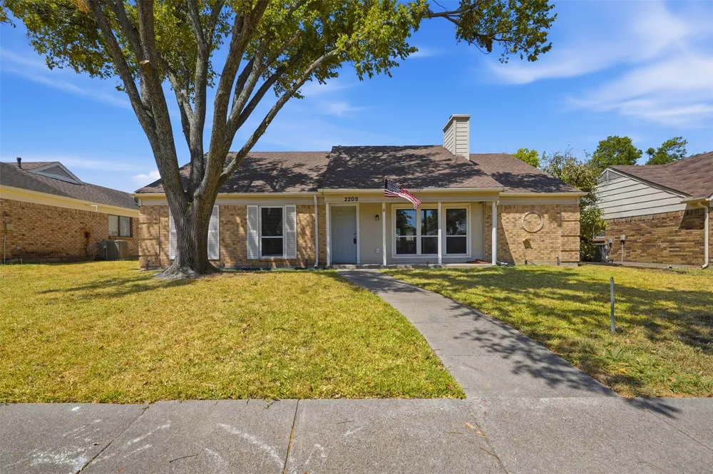 2209 Salerno Drive Mesquite, TX 75150