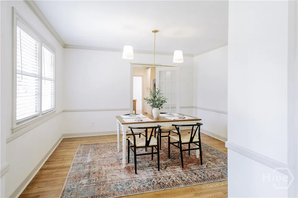 33 E 63rd Street Savannah, GA 31405