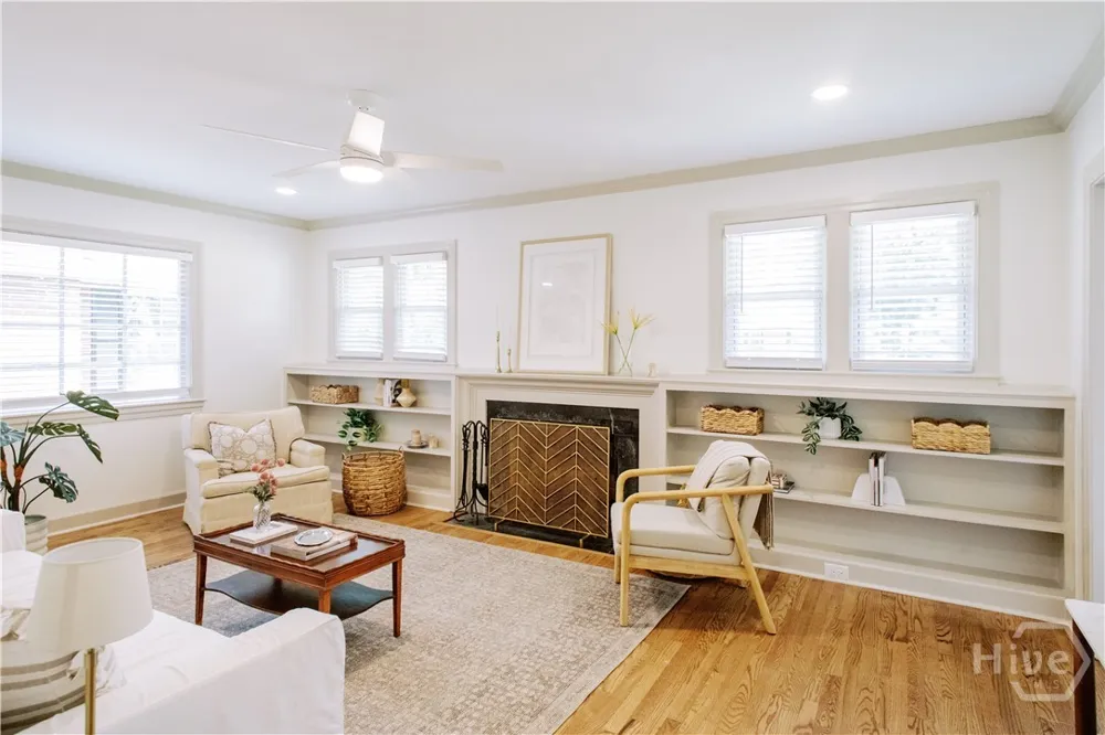 33 E 63rd Street Savannah, GA 31405