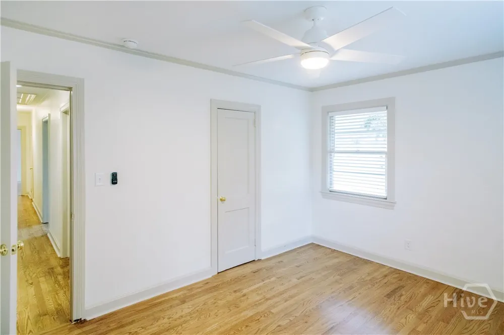 33 E 63rd Street Savannah, GA 31405