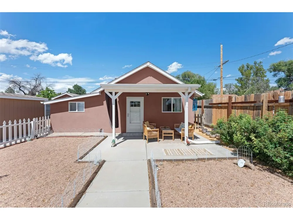1127 E 3rd Street Pueblo, CO 81001