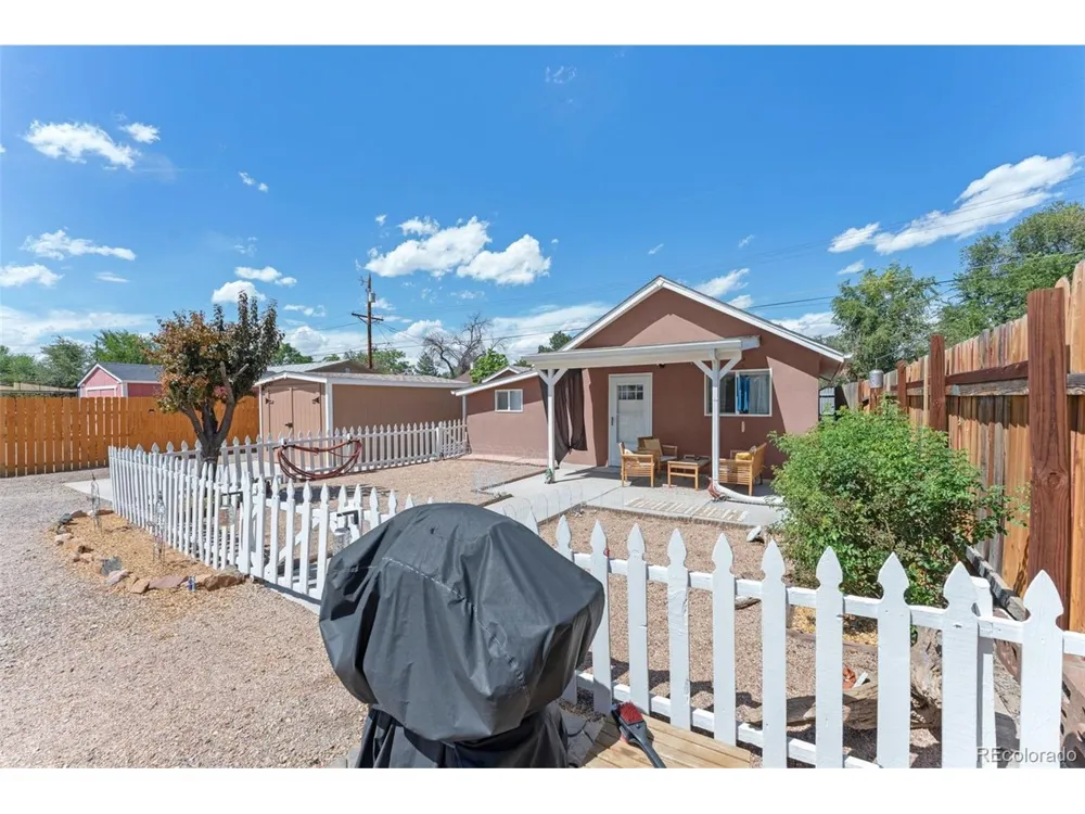 1127 E 3rd Street Pueblo, CO 81001