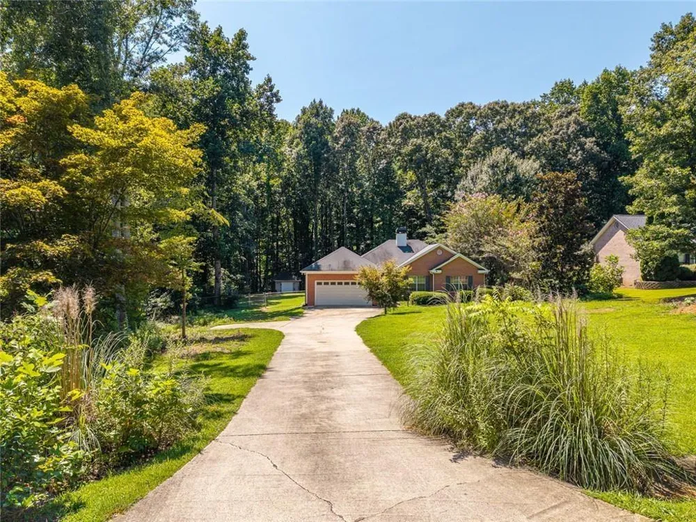 122 Keeble Creek Jasper, GA 30143