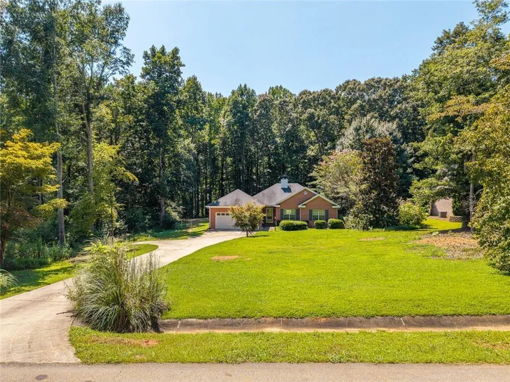 122 Keeble Creek Jasper, GA 30143