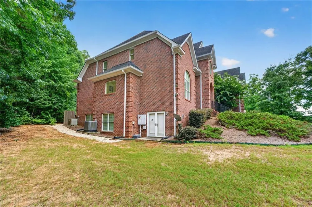 1442 Swiftwater Circle McDonough, GA 30252