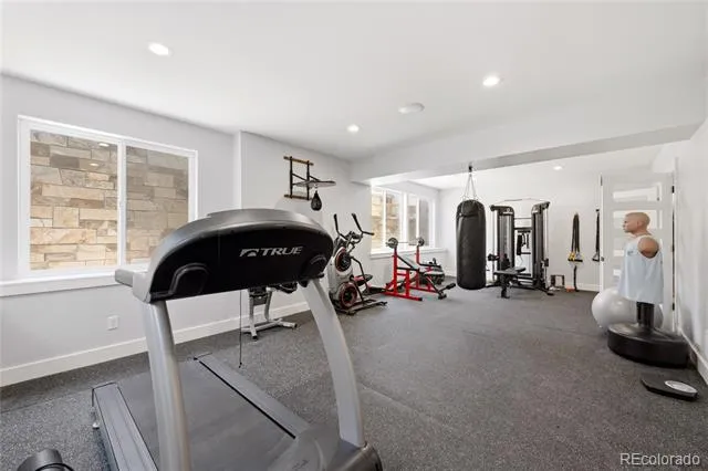 10474 Panorama Circle Longmont, CO 80504