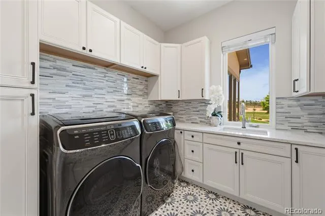 10474 Panorama Circle Longmont, CO 80504