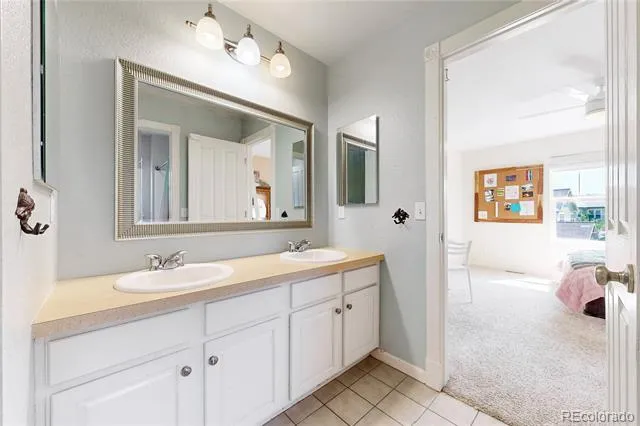 10727 Addison Court Highlands Ranch, CO 80126