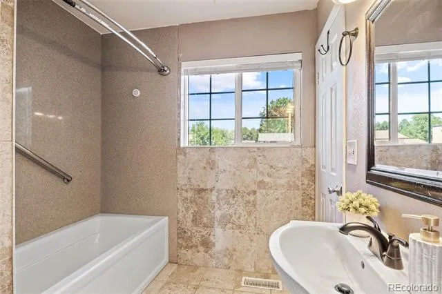 7165 White Mountain Drive Colorado Springs, CO 80915