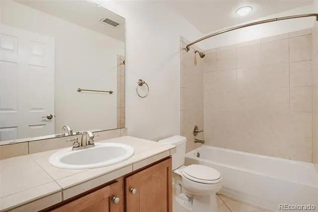 609 W Burgundy Street #B Highlands Ranch, CO 80129