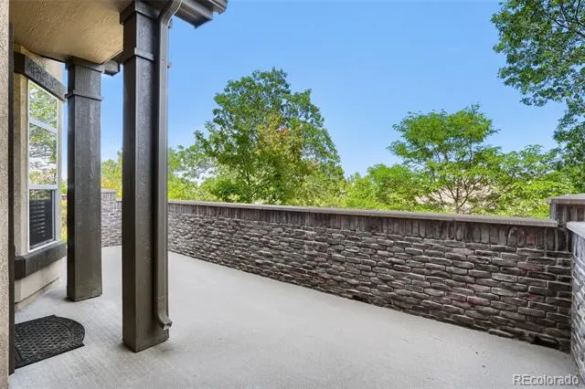 609 W Burgundy Street #B Highlands Ranch, CO 80129