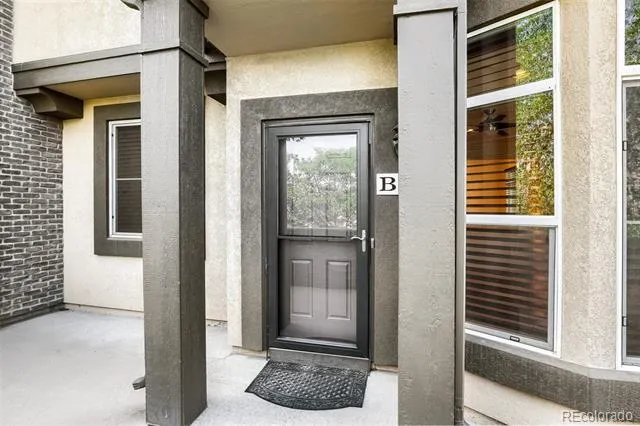 609 W Burgundy Street #B Highlands Ranch, CO 80129