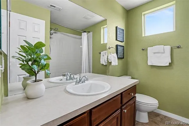2609 Hanover Street Denver, CO 80238