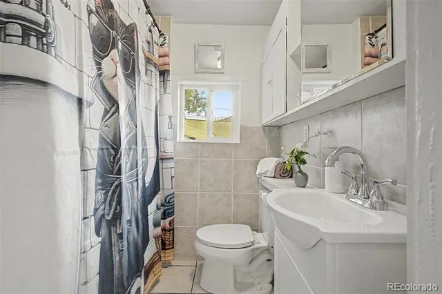 4239 S Galapago Street Englewood, CO 80110
