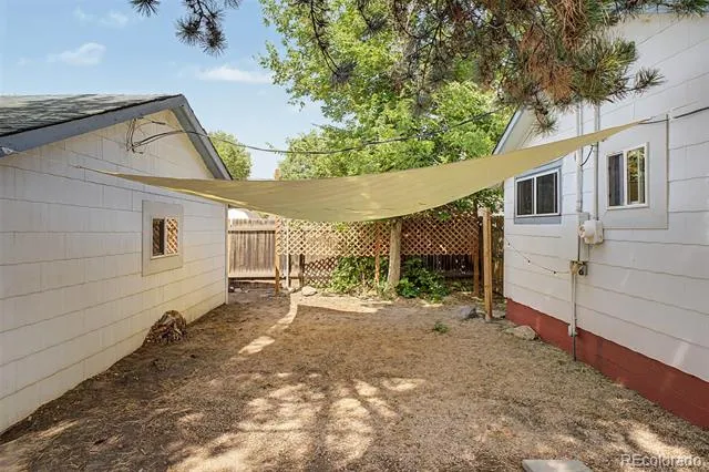 4239 S Galapago Street Englewood, CO 80110