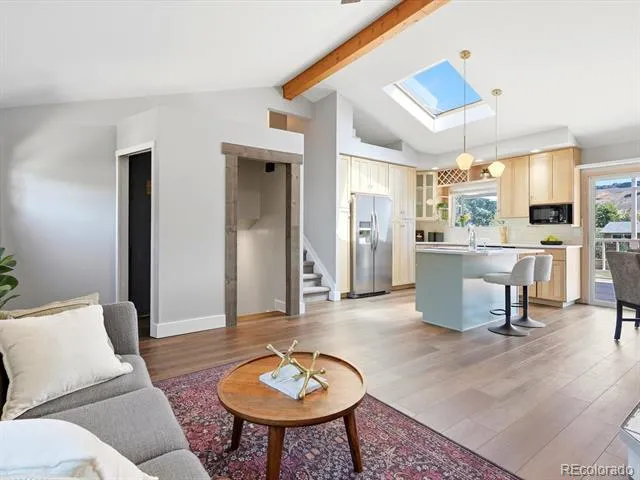 18954 W 61st Place Golden, CO 80403