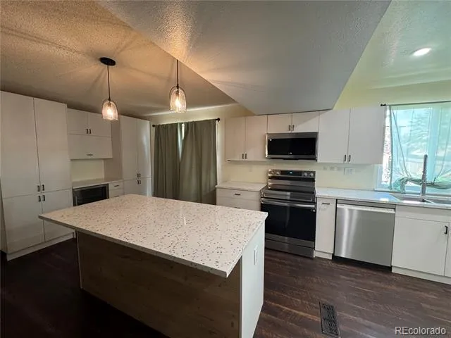 19727 E Oxford Drive Aurora, CO 80013