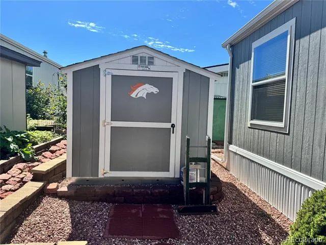 205 Murray Boulevard Colorado Springs, CO 80916