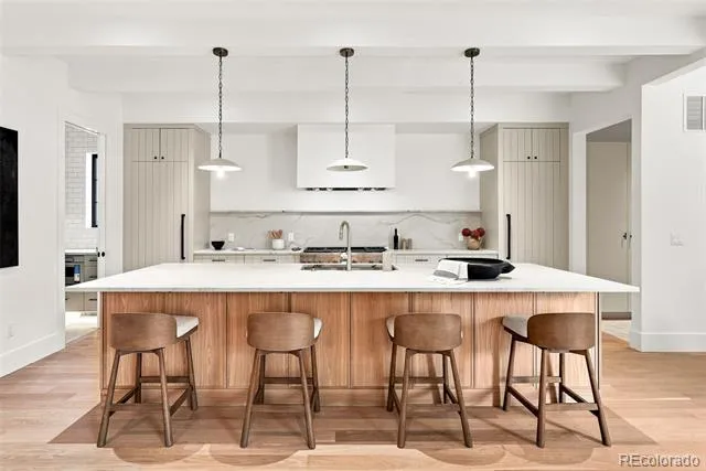 1516 S Clayton Street Denver, CO 80210