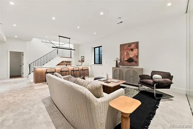 1516 S Clayton Street Denver, CO 80210