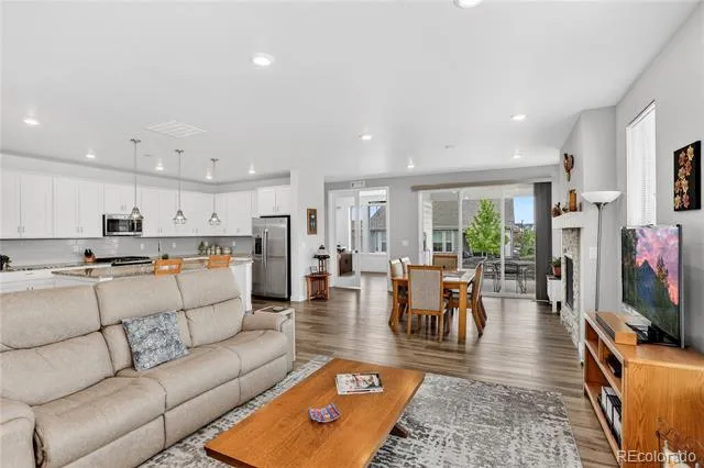 8886 S Tibet Court Aurora, CO 80016