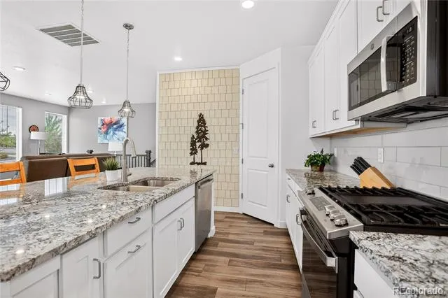 8886 S Tibet Court Aurora, CO 80016