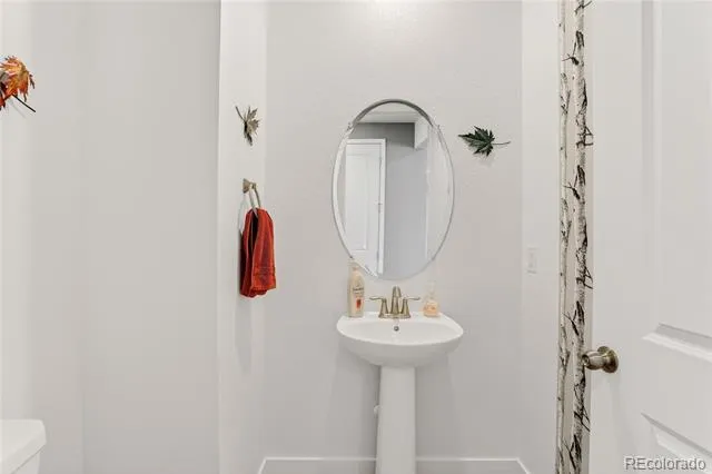 8886 S Tibet Court Aurora, CO 80016