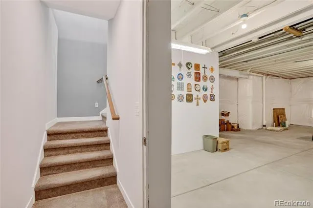 8886 S Tibet Court Aurora, CO 80016