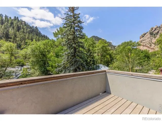 22 Artesian Drive Eldorado Springs, CO 80025