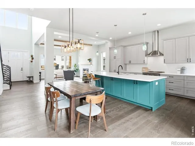 917 Arapahoe Circle Louisville, CO 80027