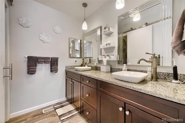 7579 S Monaco Way Englewood, CO 80112