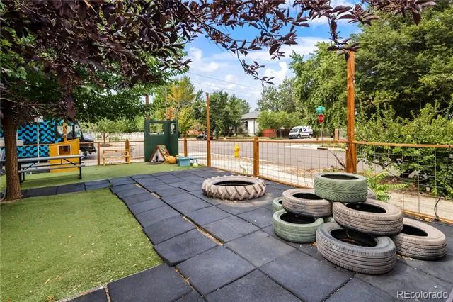 2139 W 44th Avenue Denver, CO 80211