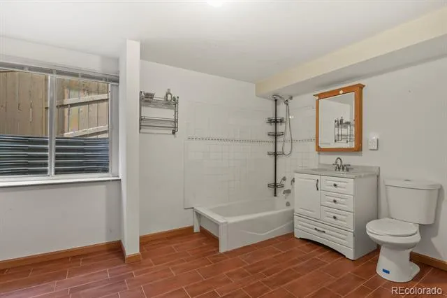 7267 Mountain Brush Lane Highlands Ranch, CO 80130