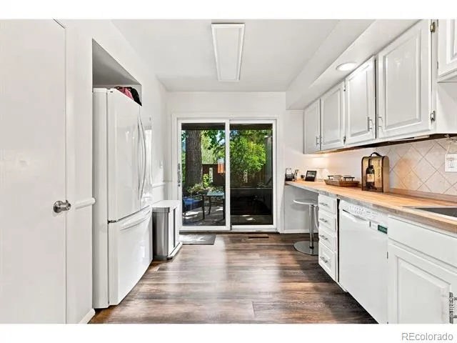 857 Roxwood Lane Boulder, CO 80303