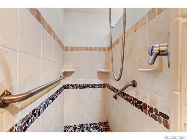 1825 Longworth Road Fort Collins, CO 80526