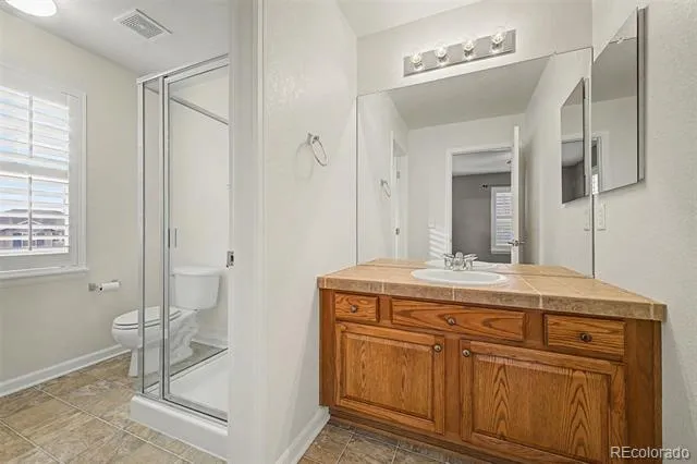 6934 S Fultondale Circle Aurora, CO 80016