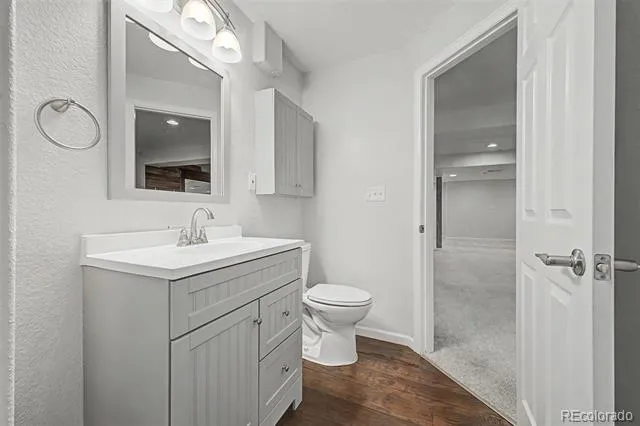 6934 S Fultondale Circle Aurora, CO 80016