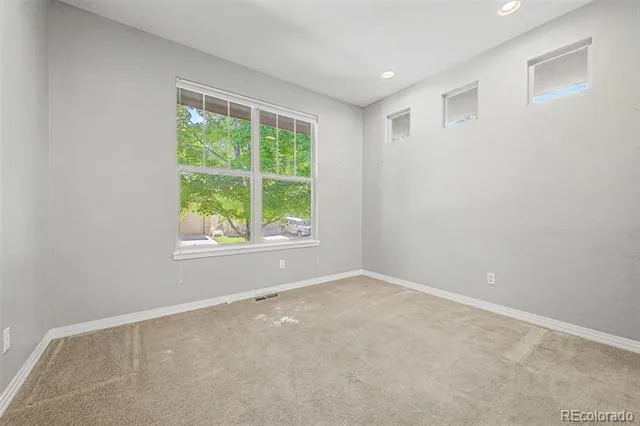 6243 S Blackhawk Court Centennial, CO 80111