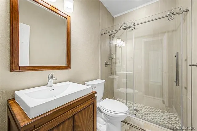 6243 S Blackhawk Court Centennial, CO 80111
