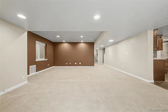 6243 S Blackhawk Court Centennial, CO 80111