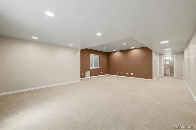 6243 S Blackhawk Court Centennial, CO 80111